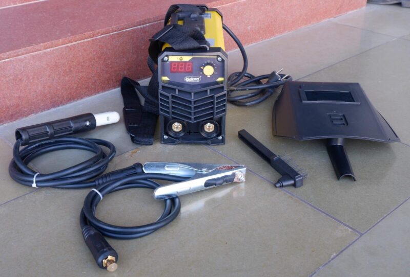 ATRI 200 – Arc Welding Machine, 200A, Single-Phase, Inverter
